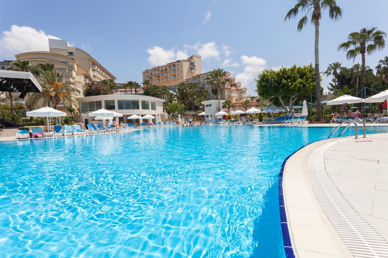 ız Flower Hotel