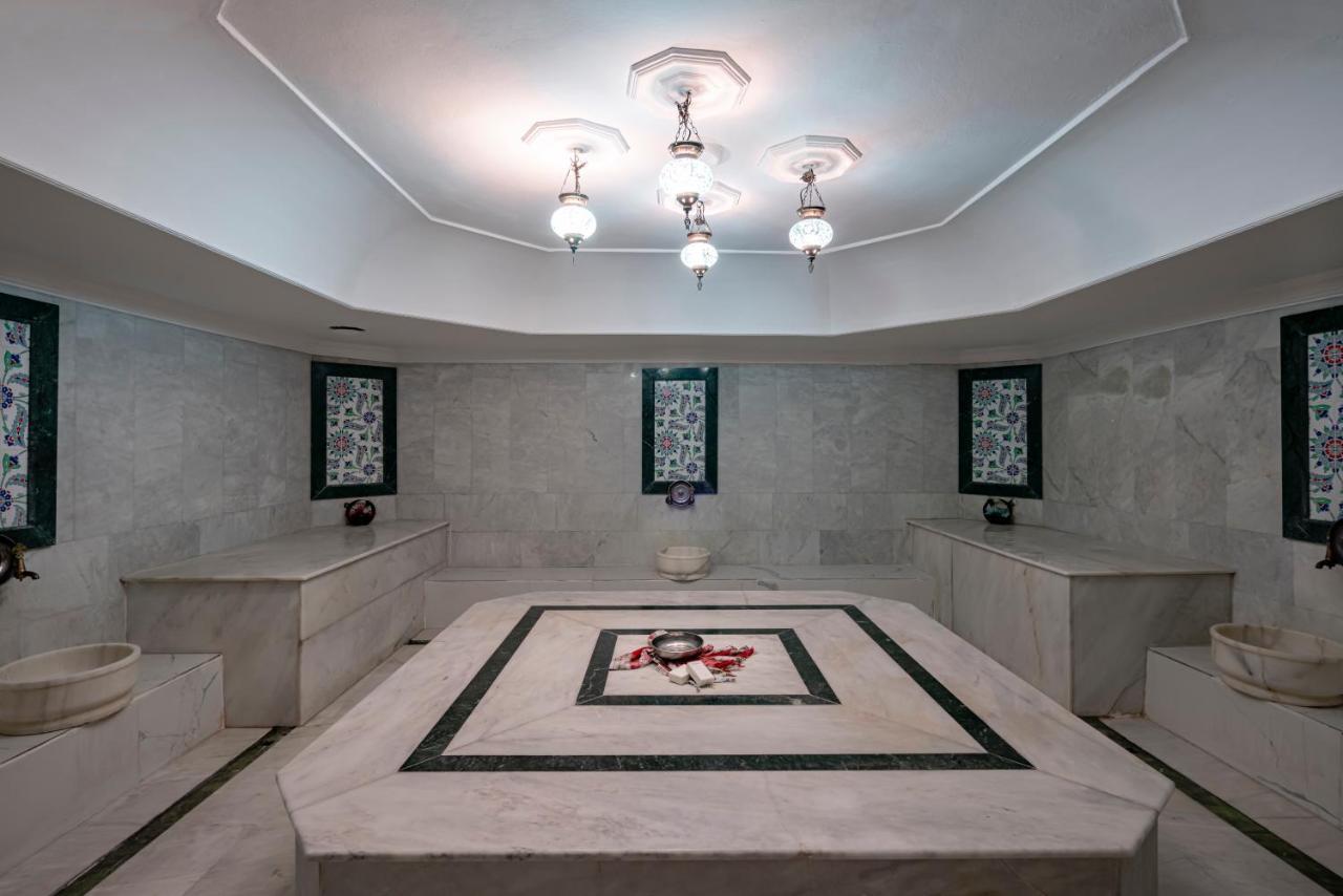 ız Flower Hotel
